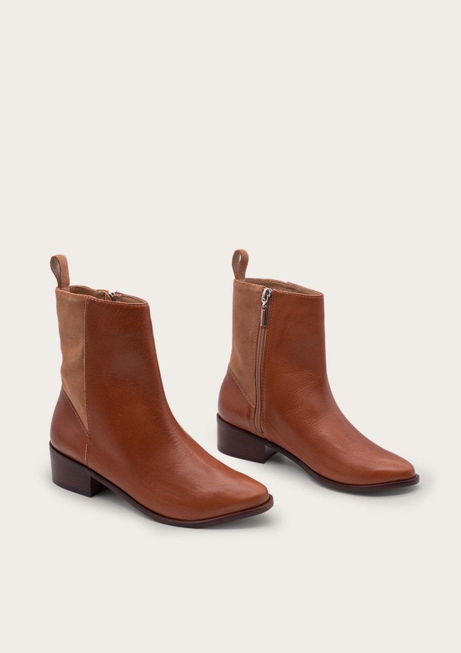 Women KAANAS | Antares Toffee